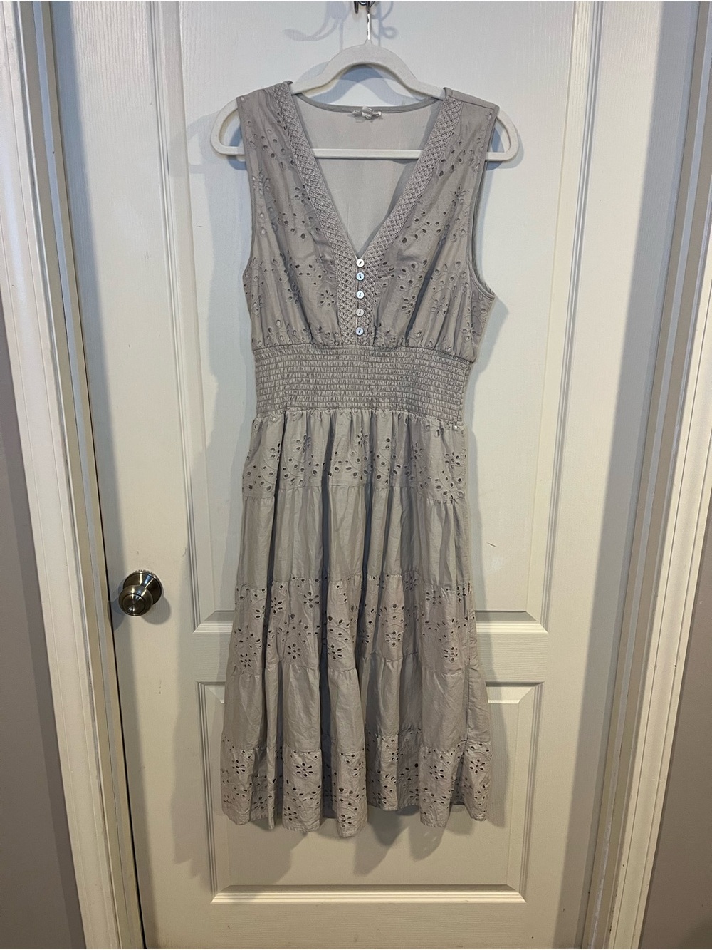 Sleeveless Light Gray Eyelet V-Neck Midi Dress - Picture 2 of 6